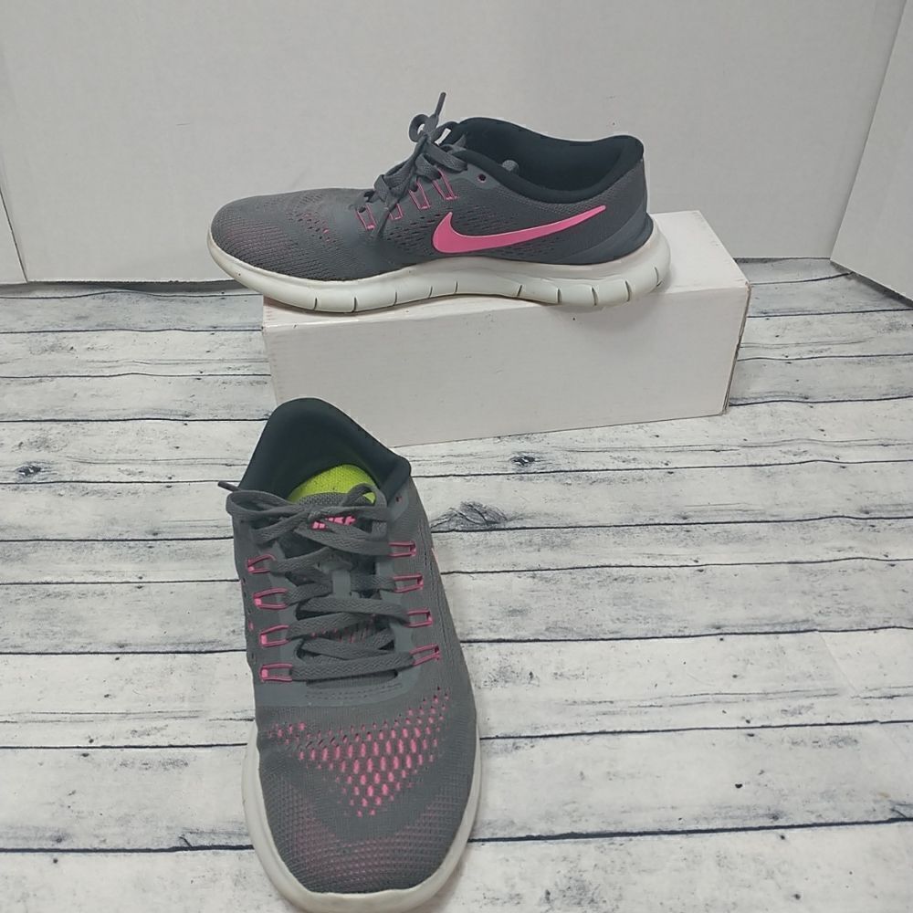 Nike Free RN Running Shoes Gray Pink 831509-006  Sneakers Women's SZ 7.5